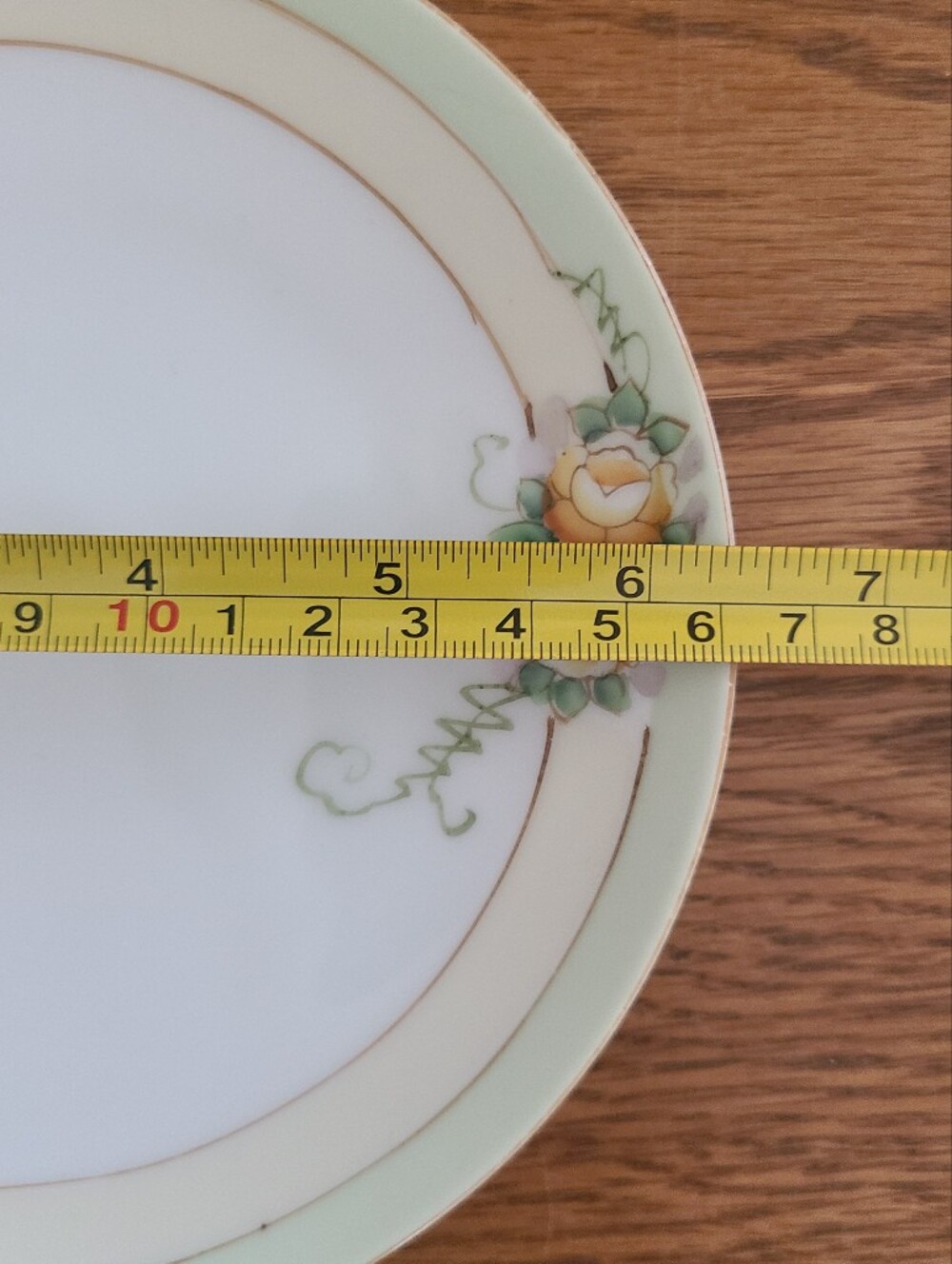 Vintage Meito China bread and butter plate, featuring hand-painted yellow roses - Picture 3 of 3